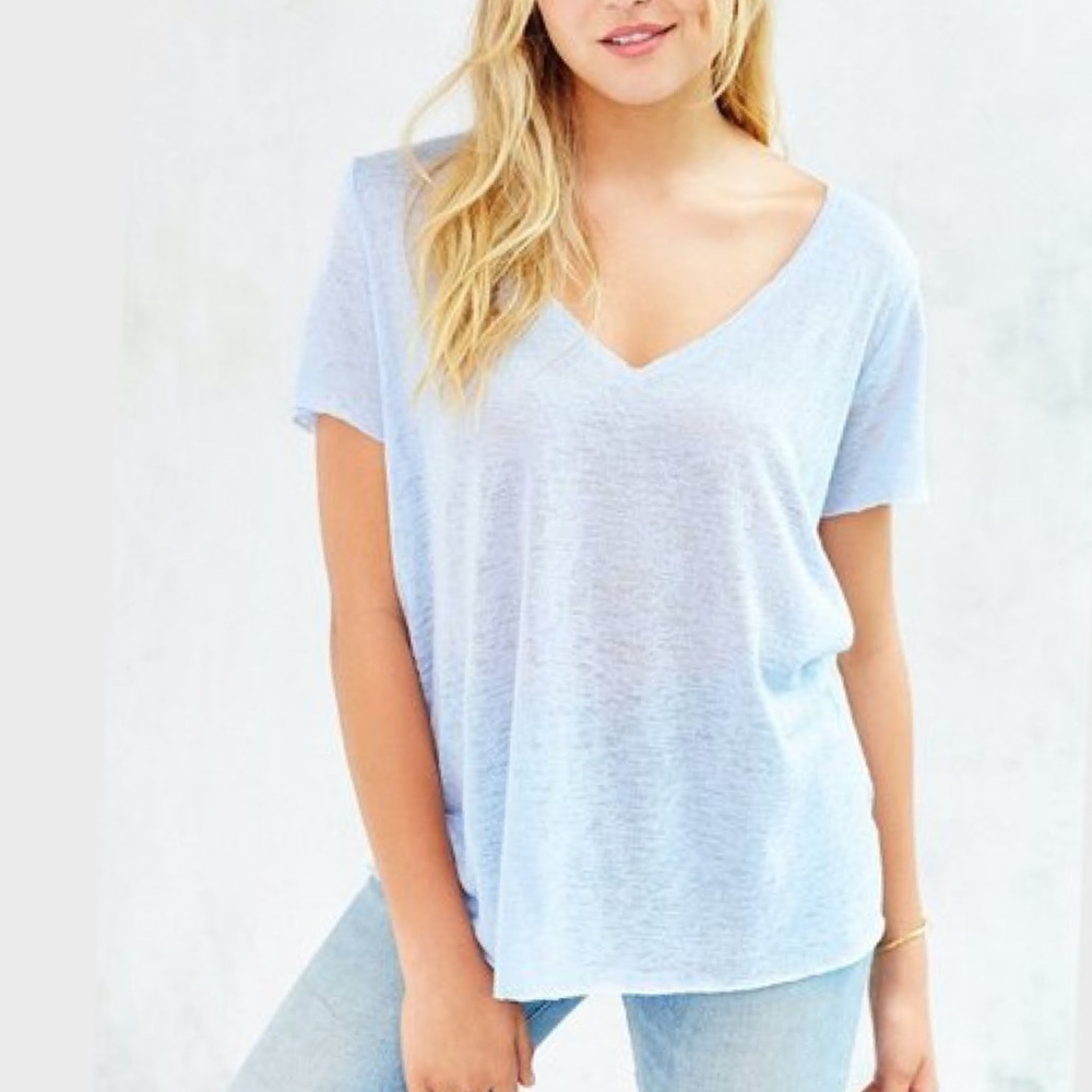 PST UO Textured Vneck Tee NWOT S
